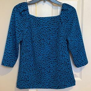 NWOT! Ann Taylor squared top with petite puff sleeves